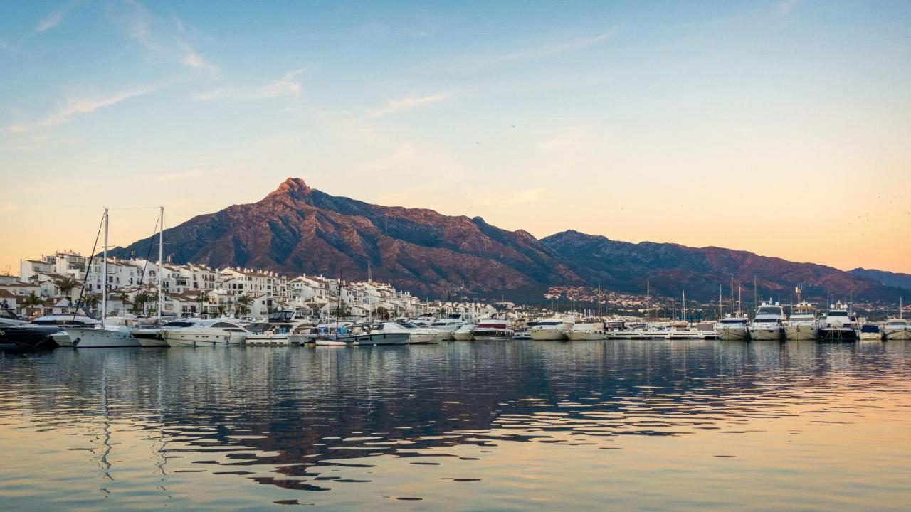 Ample Luxury Apart Fancy Marbella Golf & Padel Bagian luar foto