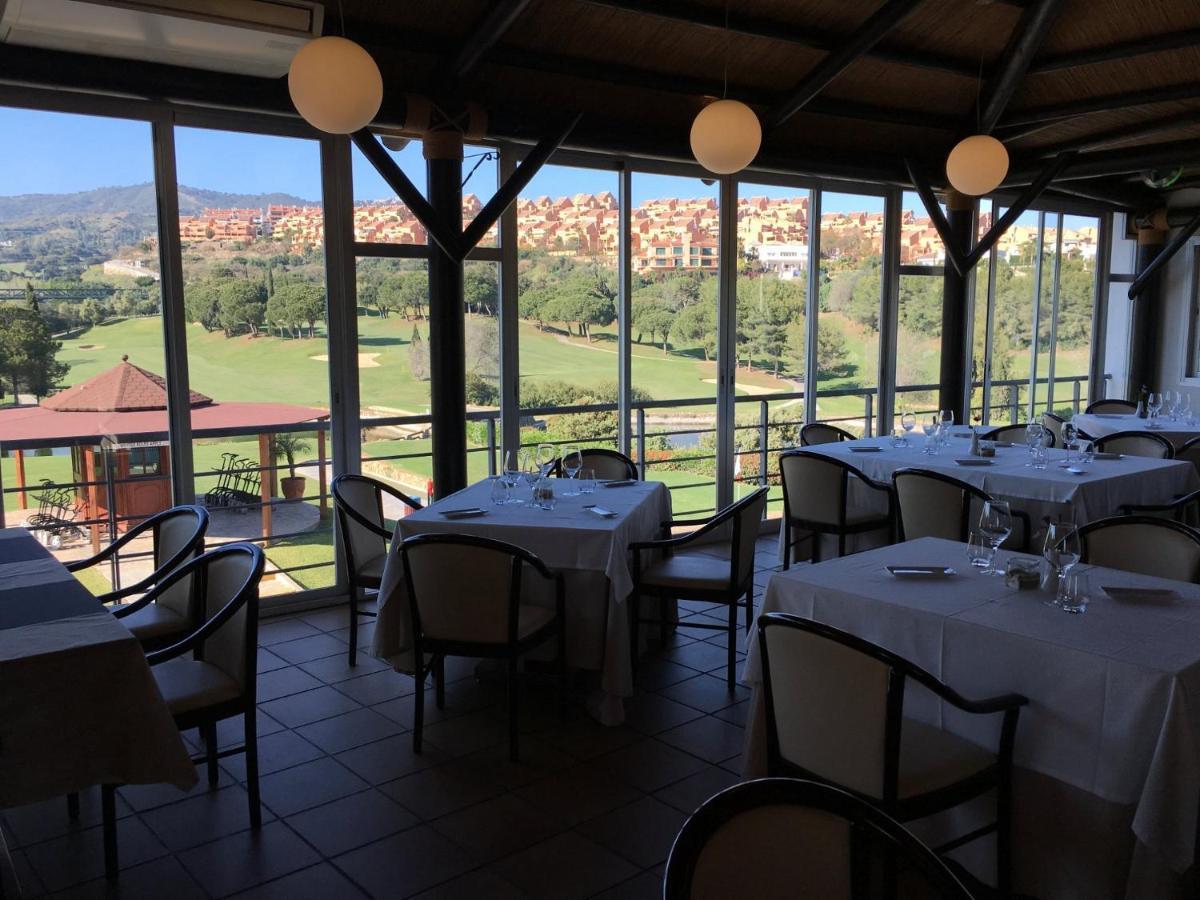 Ample Luxury Apart Fancy Marbella Golf & Padel Bagian luar foto
