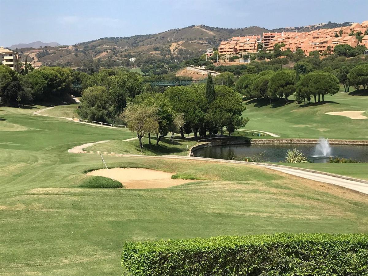 Ample Luxury Apart Fancy Marbella Golf & Padel Bagian luar foto