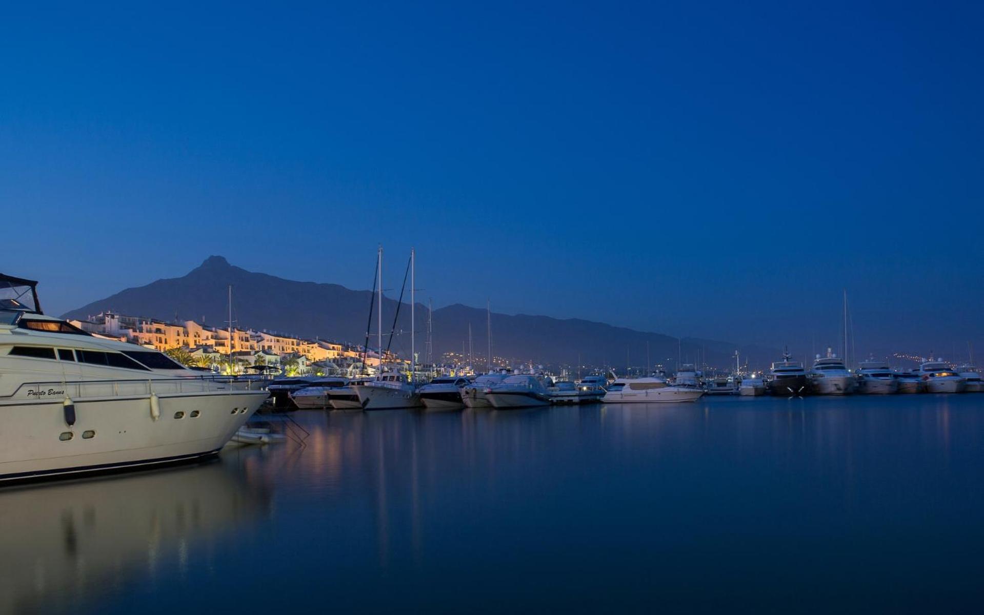 Ample Luxury Apart Fancy Marbella Golf & Padel Bagian luar foto